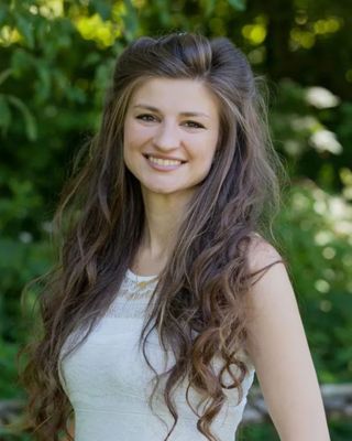 Photo of Leah Hartman, Registered Psychotherapist, MA, RCC