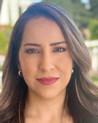Photo of Valeria Arias-Scott, Marriage & Family Therapist, MS, LMFT