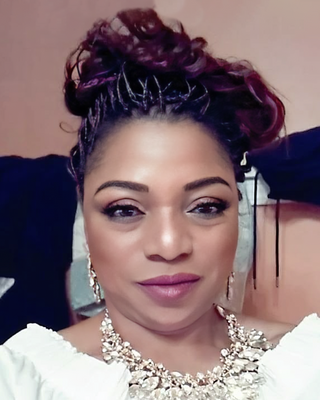 Photo of Evelyn Booker, Psychiatric Nurse Practitioner, PMHNP