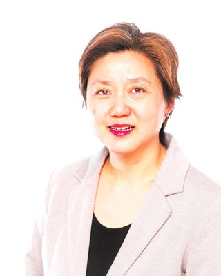 Photo of Lois Suh, Clinical Social Work/Therapist, LCSW