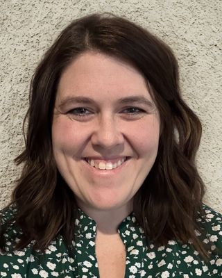 Photo of Laura Davis, LCSW Associate, LCSWA