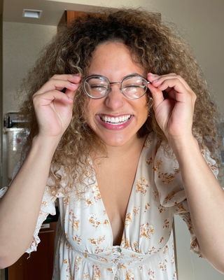 Photo of Sabrina Sarro, Clinical Social Work/Therapist, MFA, LCSW, C-DBT, CCTP, SIFI