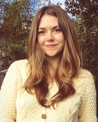 Photo of Sara Borrhello, Counselor in Poulsbo, WA