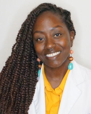 Photo of Queen Idowu, Psychiatric Nurse Practitioner in Washington