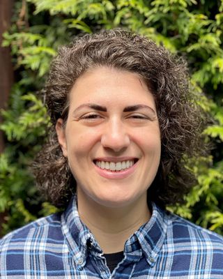 Photo of Alyssa Faella-Aversa, Clinical Social Work/Therapist, LICSW
