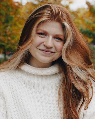 Photo of Sydney Rinehart, Pre-Licensed Professional in Uptown, Chicago, IL