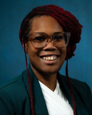 Photo of Dominique E Phinn, Clinical Social Work/Therapist, DSW, LMSW, SIPI