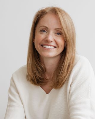 Photo of Kristin Jeffery, Registered Psychotherapist (Qualifying), LLM, LLB, BA