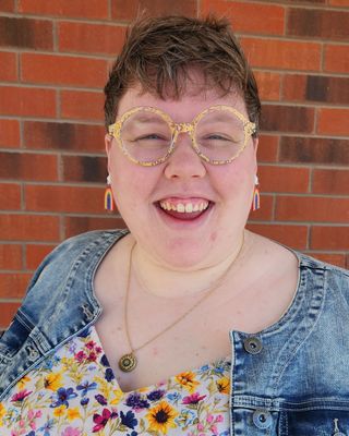 Photo of Becca Sawyer, Registered Psychotherapist (Qualifying) in Oshawa, ON