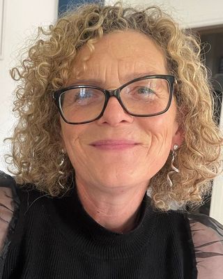 Photo of Jane Marie Robinson, Psychotherapist, MSc, Pre-Accredited Member IACP