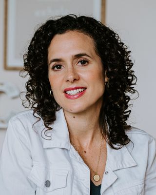 Photo of Caitlin Walsh, Licensed Professional Counselor, MS, LPC, ATR