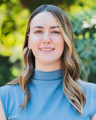 Photo of Dr. Hayley Carolan, Pre-Licensed Professional, PhD, AMFT