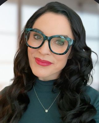 Photo of Maria Pelczar, Marriage & Family Therapist, MS, LMFT