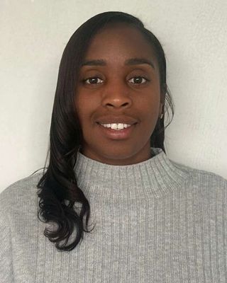 Photo of Shuwana Matthews, Psychotherapist, MSc, MBABCP