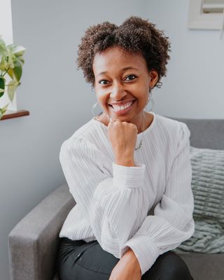 Photo of Quinnay Hones, Clinical Social Work/Therapist, LMSW-C