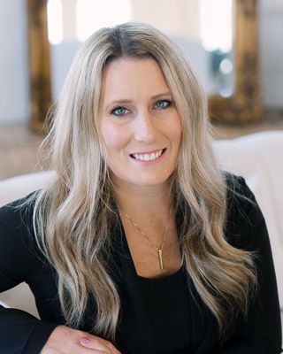 Photo of Alexandra Myers, Registered Psychotherapist (Qualifying), MACP
