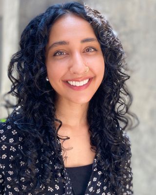 Photo of Serena Anand, Psychologist in Arlington, VA