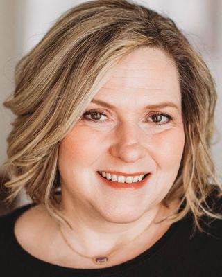 Photo of Julie Flannagan, Marriage & Family Therapist, LMFT