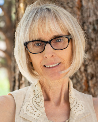 Photo of Dr. Karen Hoving, Registered Psychotherapist in Colorado Springs, CO
