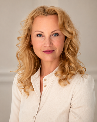 Photo of Klara Vantrubova Bsc, Counsellor, MNCPS Acc.