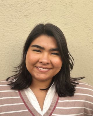 Photo of Jennifer Bolaños, Associate Clinical Social Worker, ASW