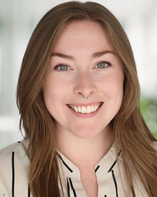 Photo of Chloe Chamberlain, Clinical Social Work/Therapist, LISW, MSW