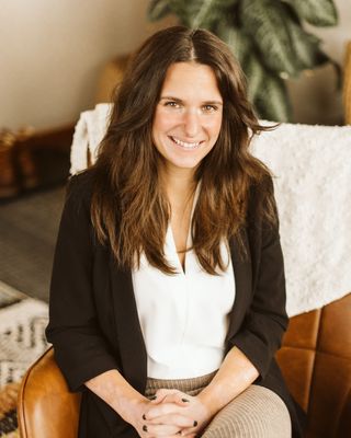 Photo of Anna Lukes, Marriage & Family Therapist, LMFT