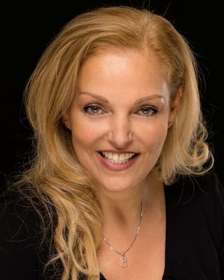 Photo of Billi Silverstein, Psychotherapist in London, England