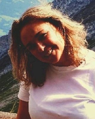 Photo of Joanna Prior, Psychotherapist, MSc, MBACP Accred