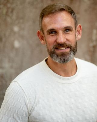 Photo of Erik Erwin Jahner, Pre-Licensed Professional