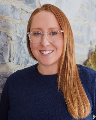 Photo of Kristy Kozluk | Red Pine Therapy, BSc, DipTIRP, Registered Psychotherapist