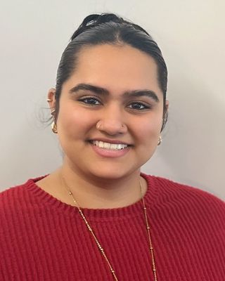 Photo of Imaan Siddiqui, Pre-Licensed Professional