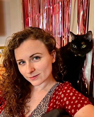 Photo of Dr. Nicole Thompson, Pre-Licensed Professional, PsyD, MA