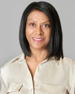 Photo of Vasanthi Valoo, Psychologist, PhD, CPsych