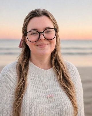 Photo of Leah Isom, Counselor, LMHC