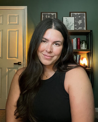 Photo of Jenna Fiello - Humanistic Health Psychotherapy Group, Registered Psychotherapist, RP, MSc, BSc