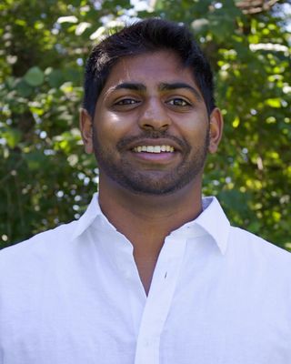 Photo of Roshan Chandrakumar, Pre-Licensed Professional