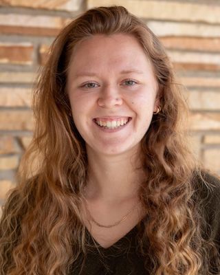 Photo of Savannah Harris, LCSW Associate, LCSWA