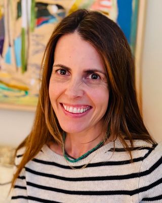 Photo of Lindsay J Farmer, Psychologist, PhD