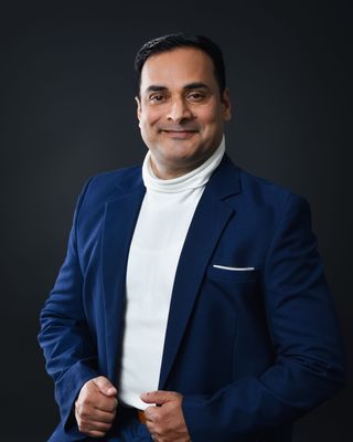 Photo of Mathew Thomas, Registered Psychotherapist, PhD