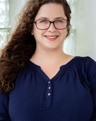 Photo of Leah Abramoff, Clinical Social Work/Therapist, LCSW