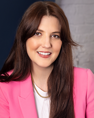 Photo of Caroline Plumer, Psychotherapist, MA, MBACP Accred