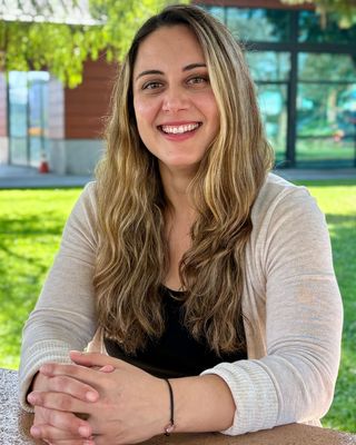 Photo of Irene Barades - Rewire & Renew Psychotherapy Services, Marriage & Family Therapist, LMFT