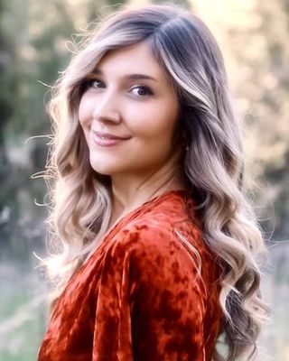 Photo of Natalie Holbrook at Chattanooga DBT, Clinical Social Work/Therapist in 37411, TN