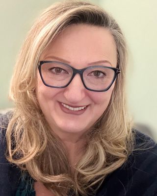 Photo of Dee Marsenic, Psychotherapist, MA, BPC
