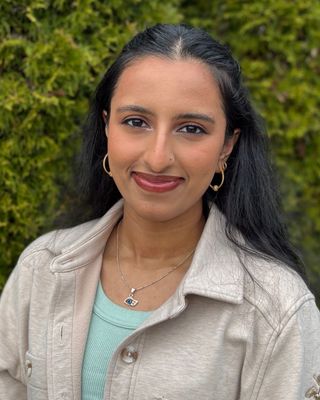 Photo of Ravneet Thandi, Counsellor, MACP, RCC