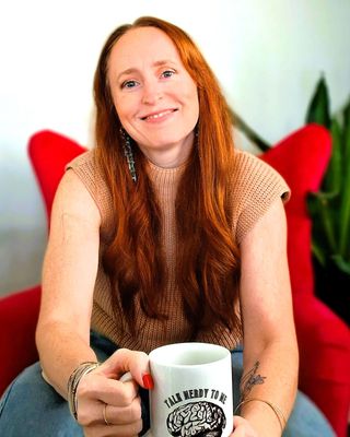 Photo of Dr. Amber Sutton, Clinical Social Work/Therapist, LICSW-S