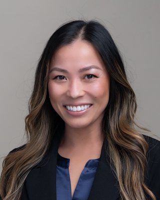 Photo of Lindsey Mah, Marriage & Family Therapist, LMFT
