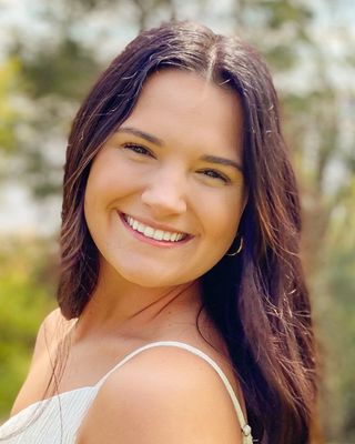 Photo of Alexandria Holchin, Clinical Social Work/Therapist, MSW, LCSW