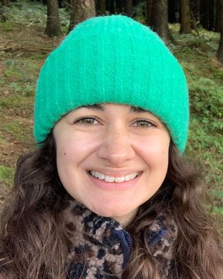 Photo of Dr Lolly Hernandez, Psychologist, PsychD, HCPC - Clin. Psych.